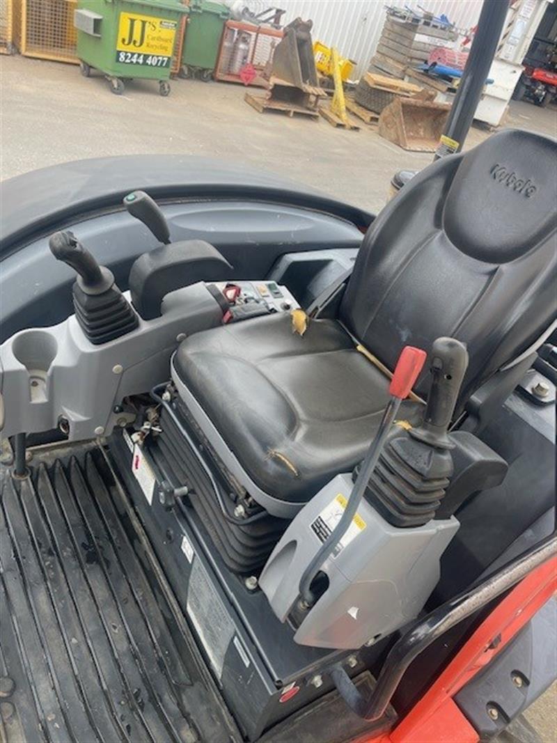 Photo 3. Kubota KX057-4HGLA excavator