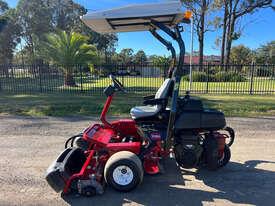 Photo 2. Toro Greensmaster 3150 Golf Greens lawn mower