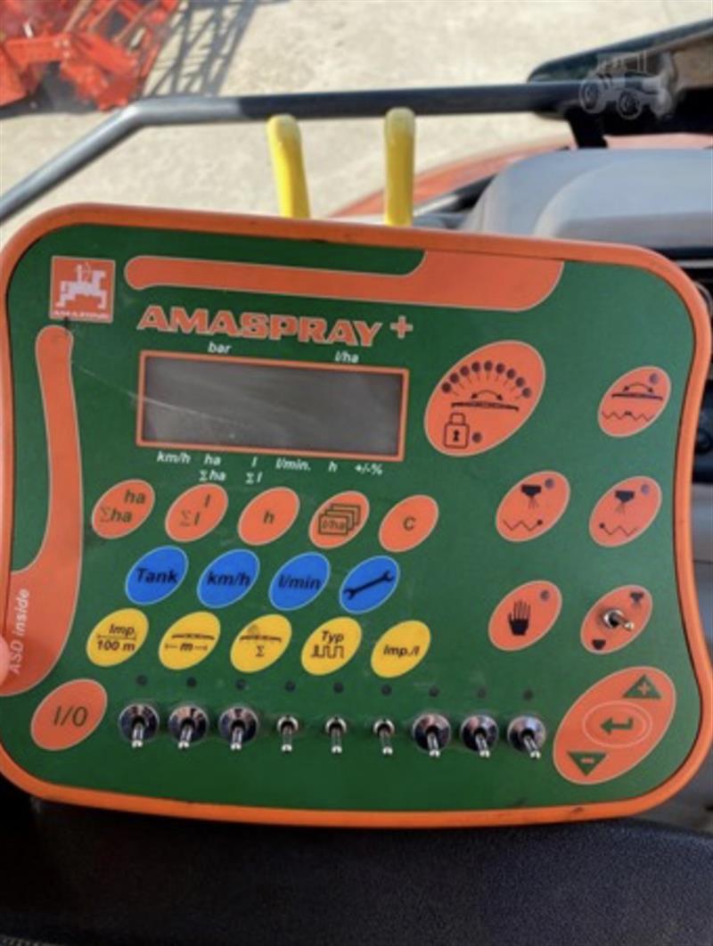 Photo 5. Amazone UF1201 boom sprayer