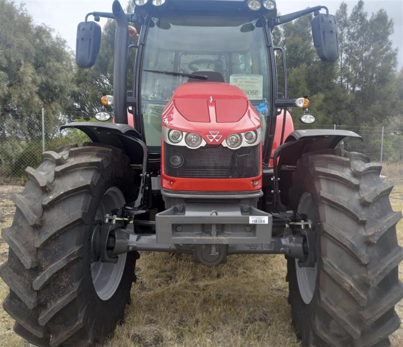 Photo 5. Massey Ferguson MF5712S tractor