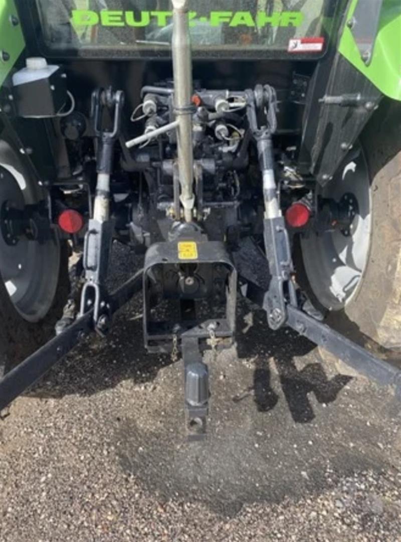 Photo 5. Deutz Fahr 4065E Keyline tractor