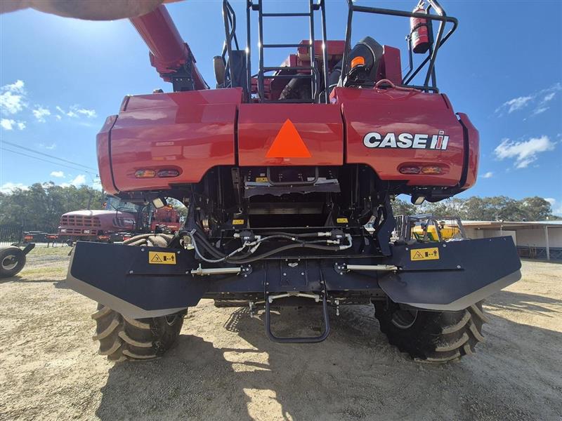 Photo 5. CASE IH 8250