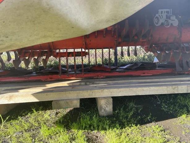 Photo 5. KUHN FC3125DF