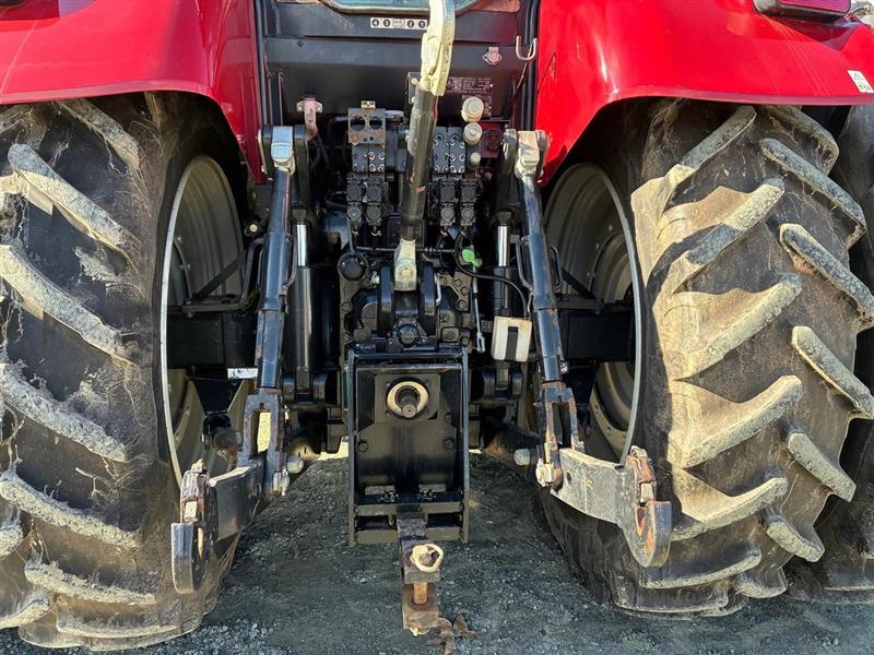 Photo 5. CASE IH PUMA 165 tractor