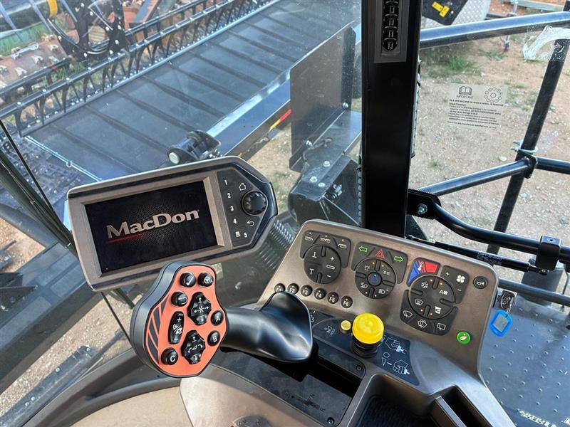Photo 5. MACDON M1170 