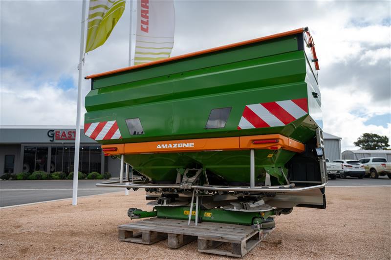 Photo 5. Amazone ZA-TS Ultra Fertilizer Manure Spreader