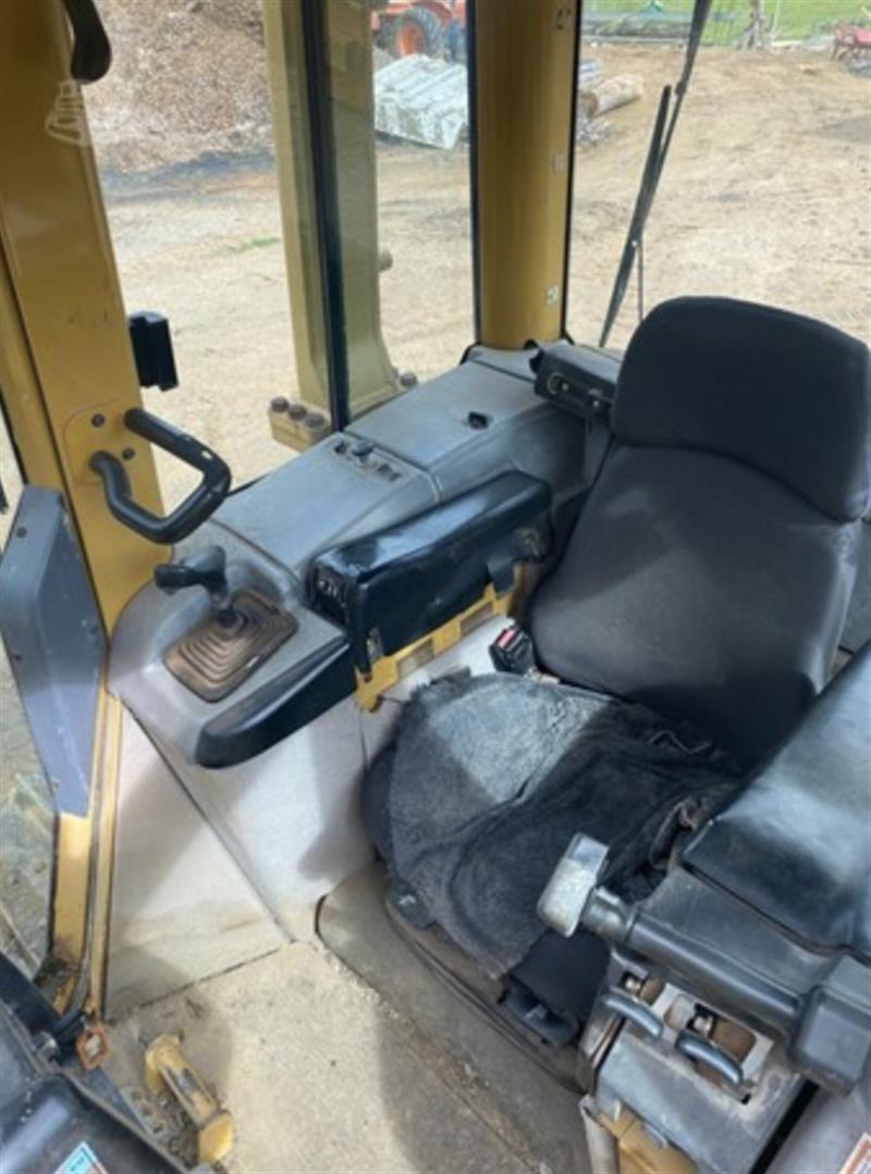 Photo 5. Caterpillar D5N XL dozer