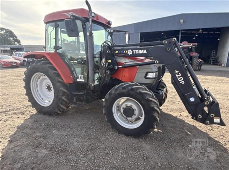 Photo 5. McCormick CX90 tractor