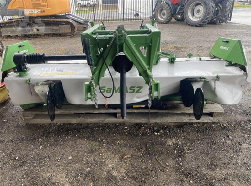 Photo 5. Samasz KDF340 hay mower