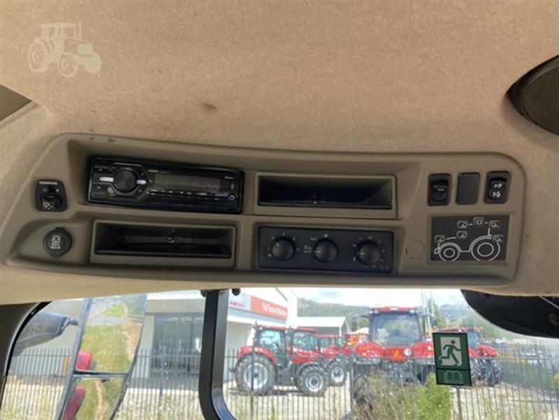 Photo 5. Case IH Puma 165 tractor