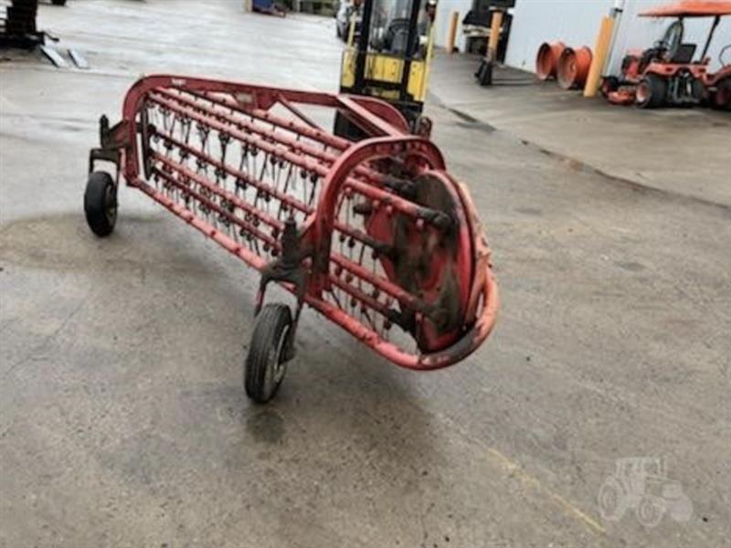 Massey Ferguson 25 hay rake, Hay Silage Equip Massey Ferguson QLD