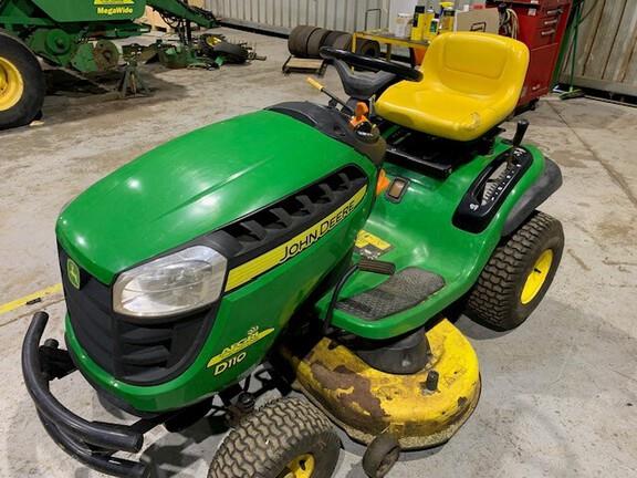 Photo 2. John Deere D110 ride on mower