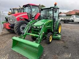 Photo 2. John Deere 3045R Compact Ut Tractors