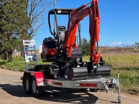 Photo 2. Kubota U10 Tracked-Excav Excavator