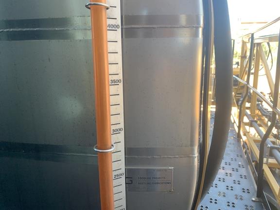 Photo 3. RoGator RG1300C self propelled sprayer