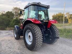 Photo 3. Massey Ferguson 5435 FWA/4WD Tractor