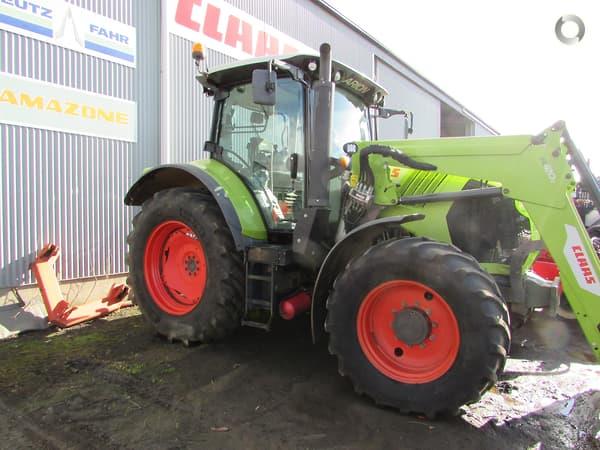 Photo 3. CLAAS ARION 530 T4 tractor