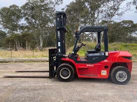 Photo 2. Enforcer FD70 All/Rough Terrain Forklift