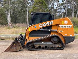 Photo 3. CASE TR340B Skid Steer Loader