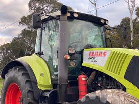 Photo 3. Claas Axion 840 FWA/4WD Tractor