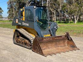 Photo 2. John Deere 323E Skid Steer Loader