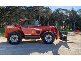 Photo 3. Manitou MT1840 Telescopic Handler