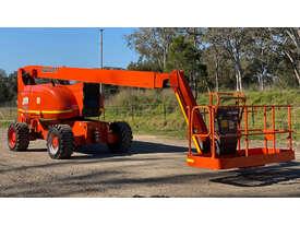 Photo 2. JLG 800AJ Boom Lift Access