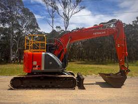 Photo 3. Hitachi Zaxis 135US Tracked-Excav Excavator