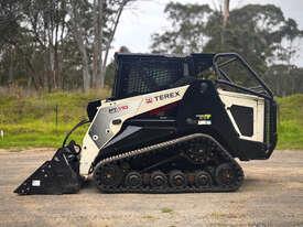 Photo 3. Terex PT110 Skid Steer Loader