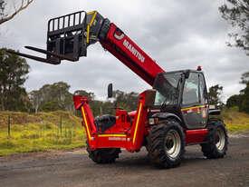 Photo 2. Manitou MT1440 Telescopic Handler