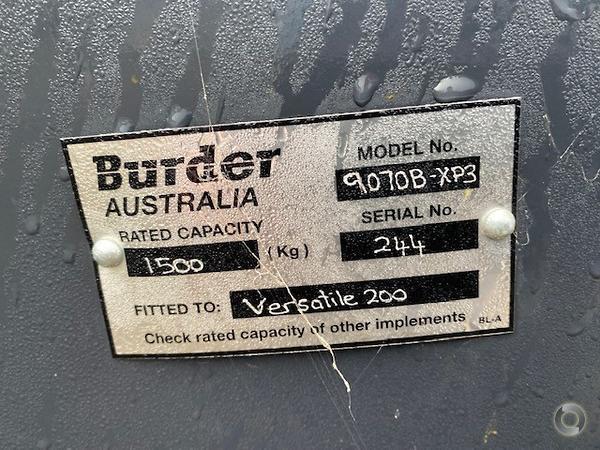 Photo 3. Burder 9070B-XP3 loader