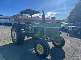 Photo 3. John Deere 3130 2wd tractor
