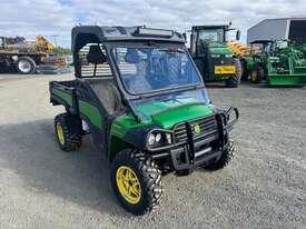 Photo 2. John Deere XUV 855M Atv