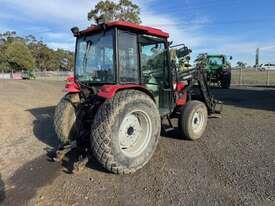 Photo 2. Case IH Maxxum 60 Utility tractor