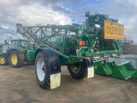Photo 2. Goldacres Special 4024 sprayer