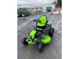 Photo 3. Greenworks CRT426 zero turn mower