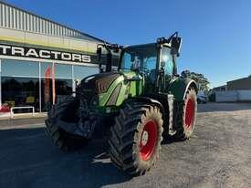 Photo 2. Fendt 718 power plus row crop tractor
