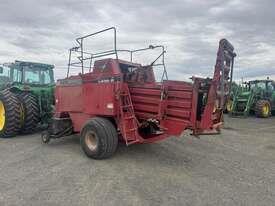 Photo 3. Case IH 8575 square baler