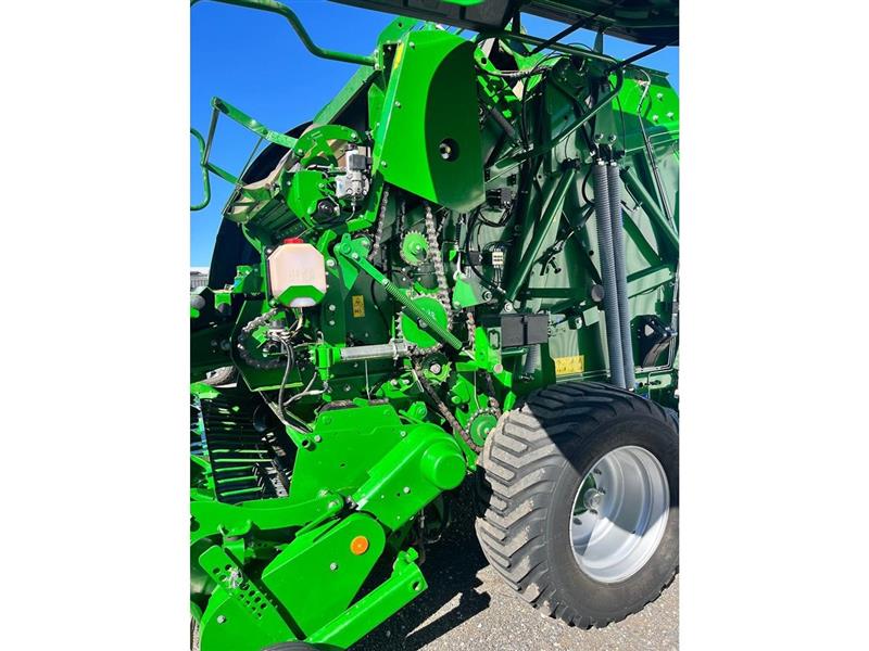 Photo 4. McHale V6750 baler