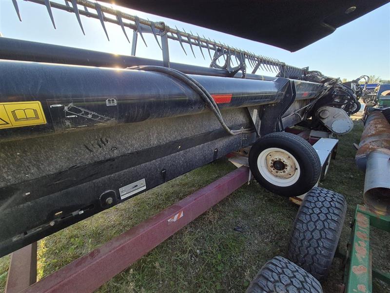 Photo 3. Macdon D65 harvester front
