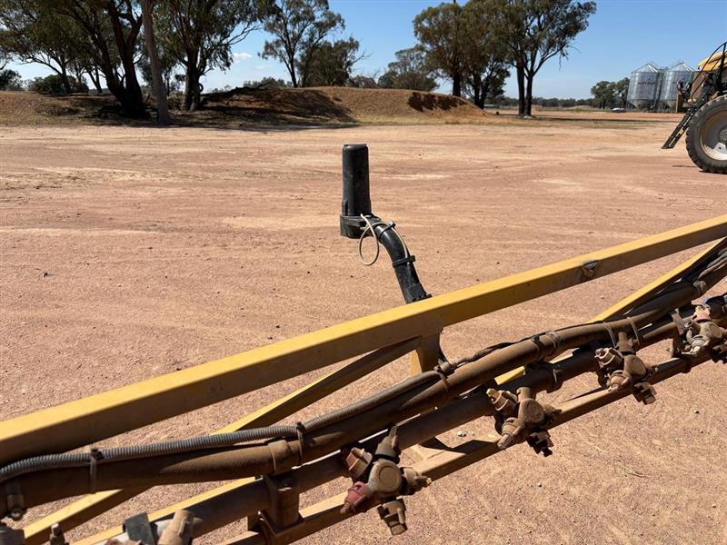 Photo 5. Rogator RG1300B self propelled sprayer
