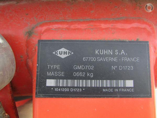 Photo 4. Kuhn GMD 702 hay mower