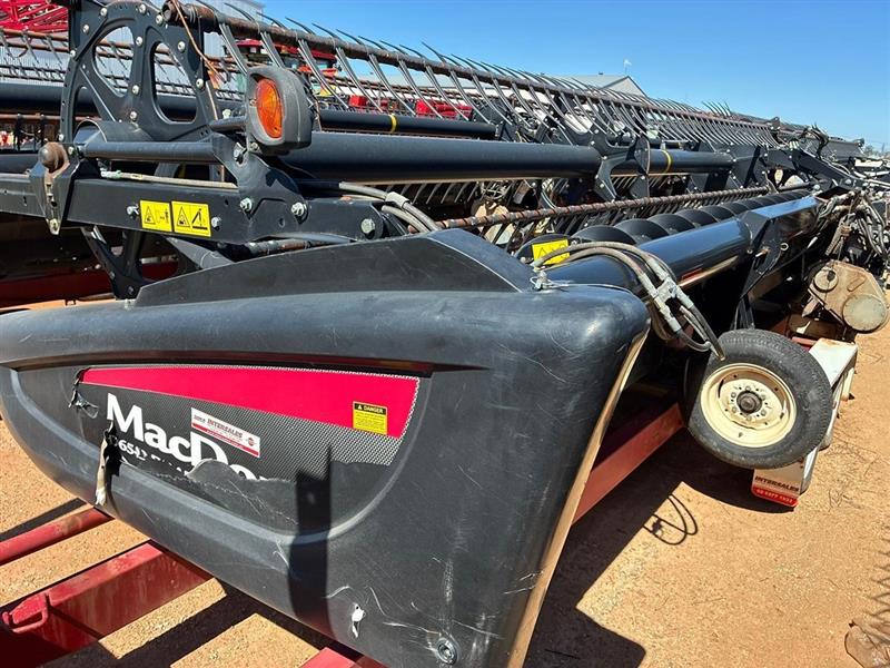 Photo 5. Macdon D65 harvester front