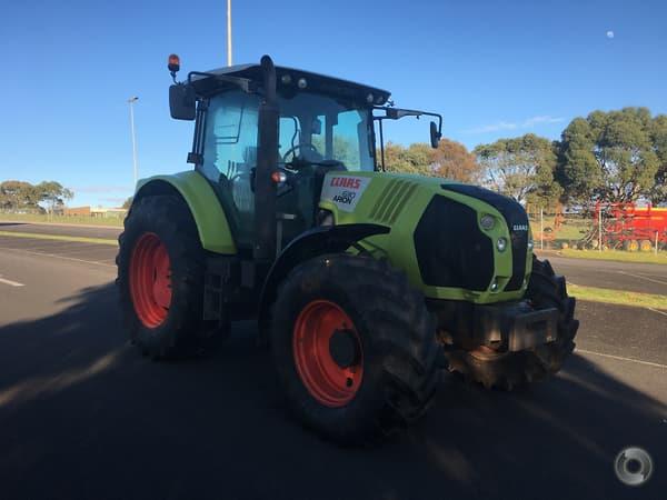 Photo 5. Claas Arion 630 CIS tractor