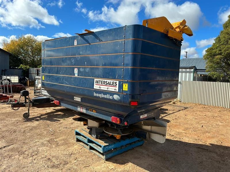 Photo 5. Bogballe M6W spreader