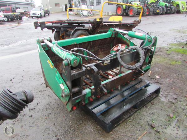 Photo 3. Kerfab Silage Grab