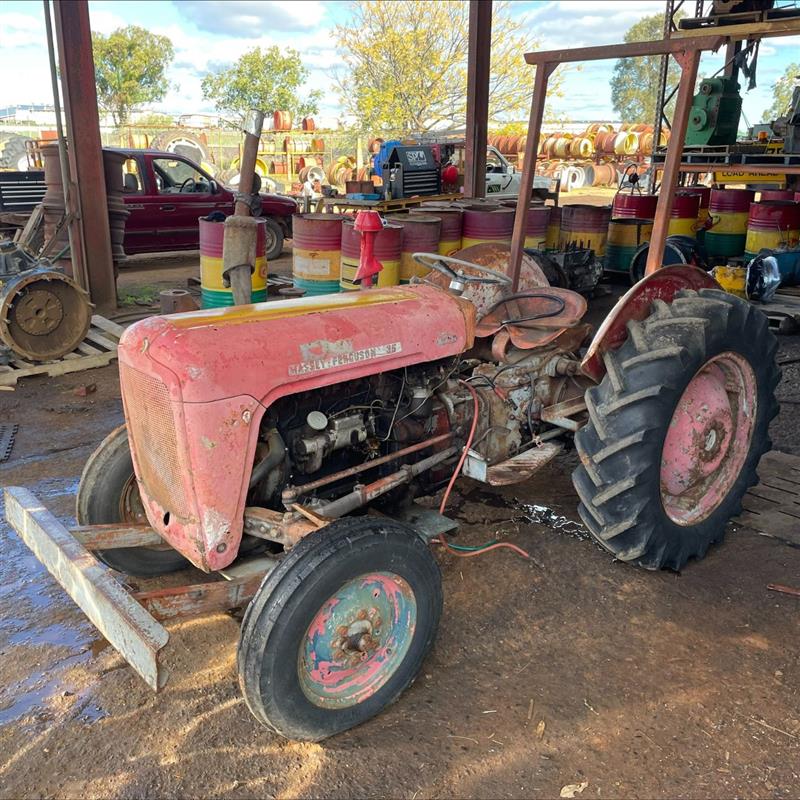 Photo 1. Massey Ferguson 35 Tractor