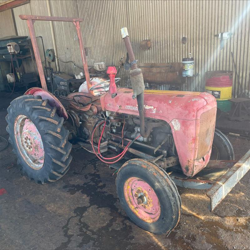 Photo 2. Massey Ferguson 35 Tractor