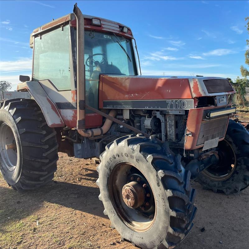 Case IH Magnum 7110 Tractor