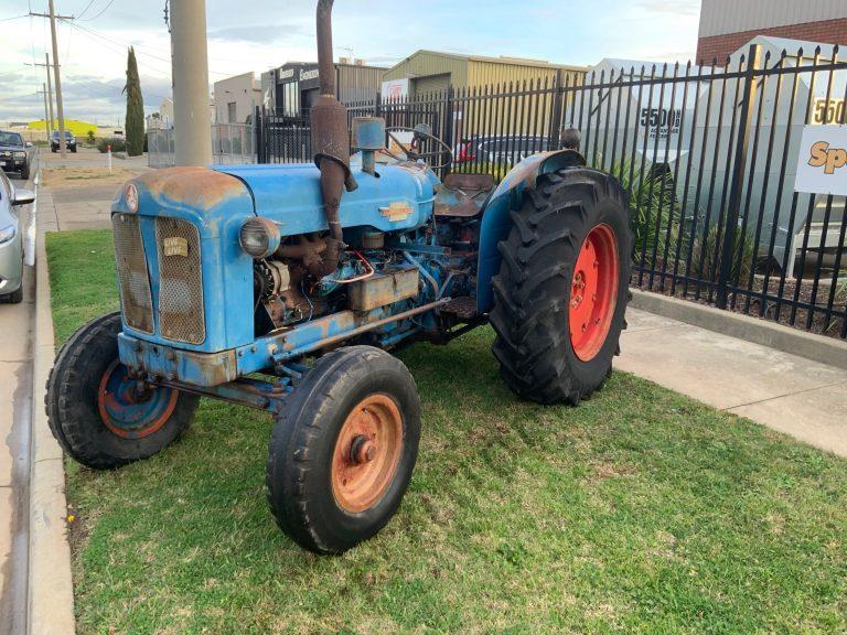 Photo 3. Fordson Power Major 2wd Tractor